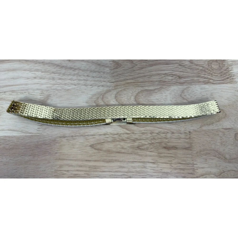 WOMEN'S BELT GOLD TONE METAL W/BUCKLE STRETCH BEAUTIFUL SZ-27,5